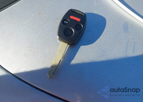 2006 Honda Accord 2.4 Vp from USA, damaged, VIN 1HGCM56166A169622